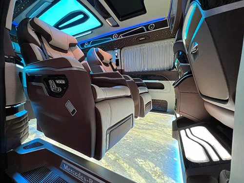 High-end luxury stone luminous floor real car installation renderings 1