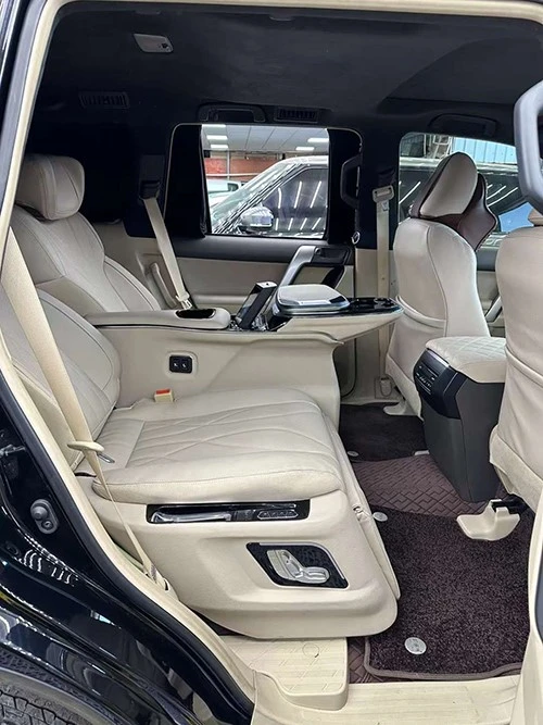 product-500-667 Super Quality Luxury SUV Rear Seat for Land Cruiser Prado