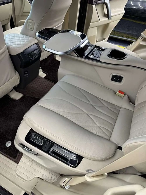 product-500-667 Toyota PRADO Modified Seat Luxury Electric Adjustable Aviation Seats