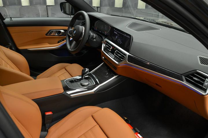 luxury leather seats luxury leather seats