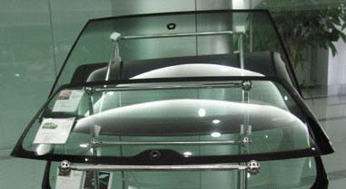 How to maintain automobile glass