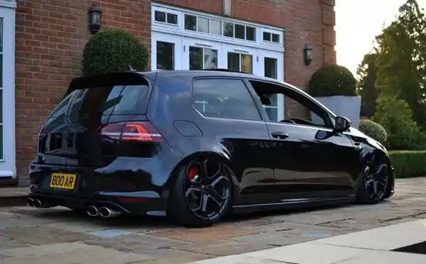 What kind of car is suitable for modification, good-looking and cheap?